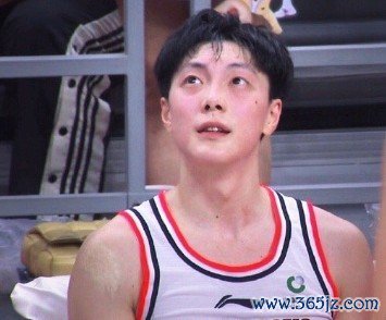 杜锋：但愿胡明轩第三阶段随机复出